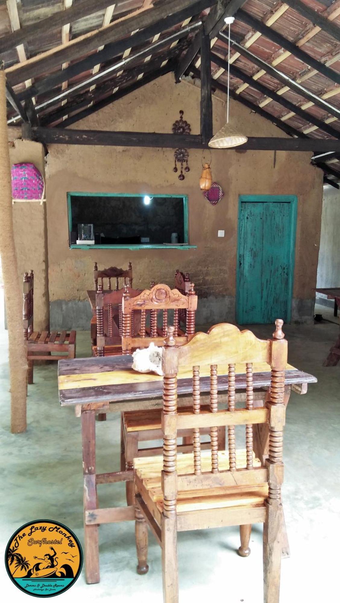 Lazy Monkey Surfhostel - Sri Lanka 迪克韦勒 外观 照片